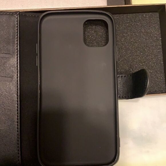 Fashion leather case for iPhone 11 (6.1) - Picture 2 of 9